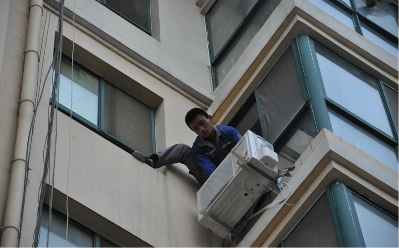 家用电器与家具安装师傅哪里找？全渠道指南与避坑技巧